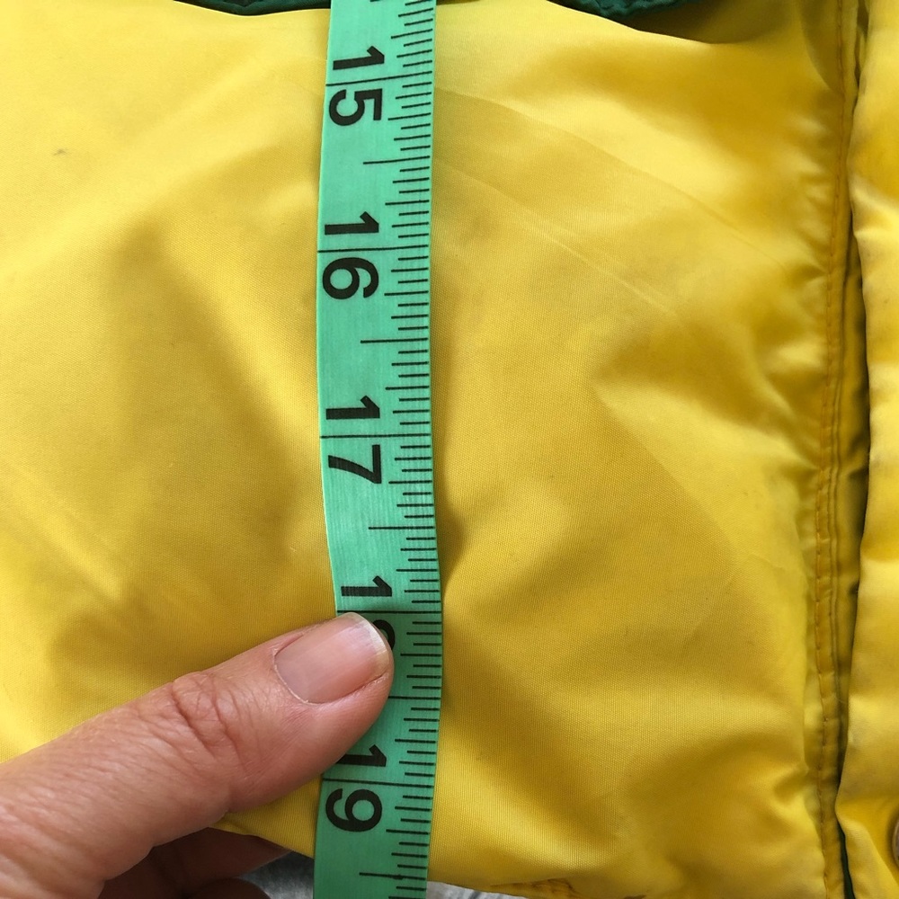 Men's Yellow and Green Vest - Picture 7 of 10